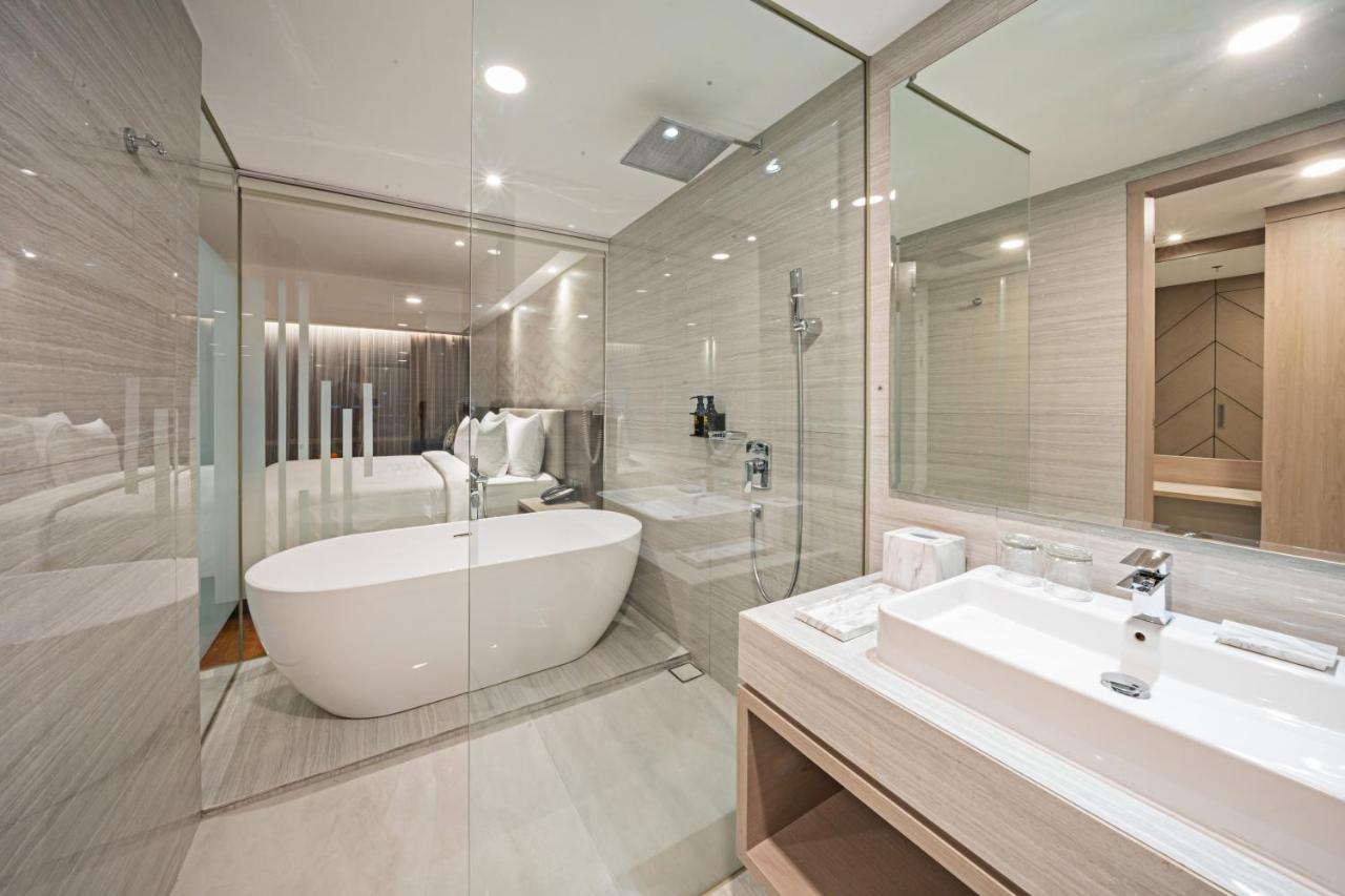 Platinum Hotel Tunjungan Σουραμπάγια Εξωτερικό φωτογραφία