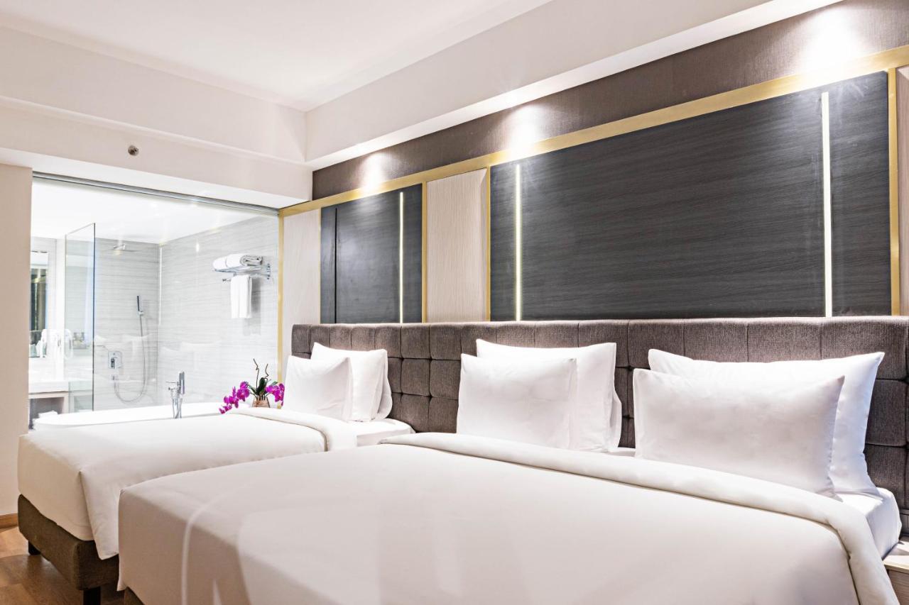 Platinum Hotel Tunjungan Σουραμπάγια Εξωτερικό φωτογραφία
