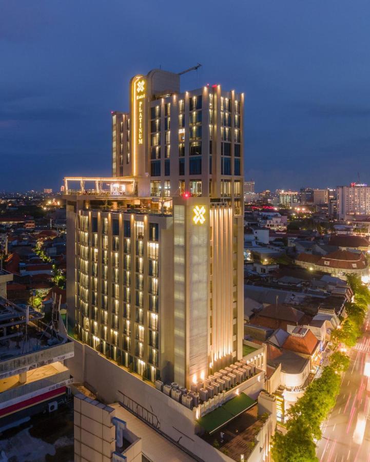 Platinum Hotel Tunjungan Σουραμπάγια Εξωτερικό φωτογραφία