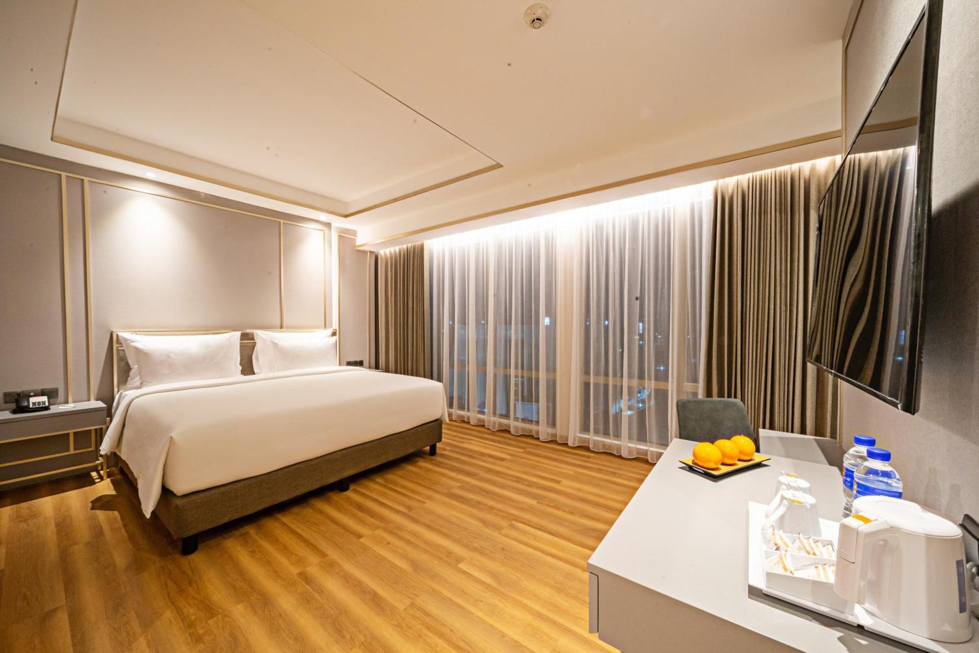 Platinum Hotel Tunjungan Σουραμπάγια Εξωτερικό φωτογραφία