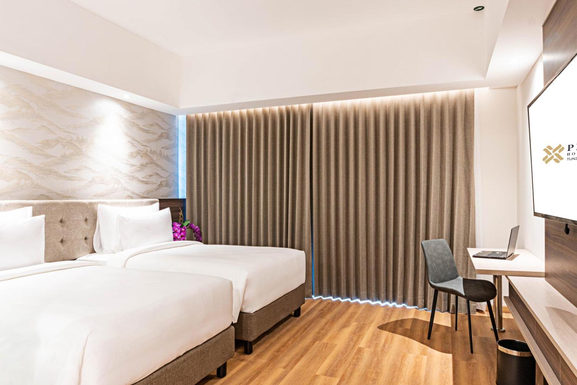 Platinum Hotel Tunjungan Σουραμπάγια Δωμάτιο φωτογραφία