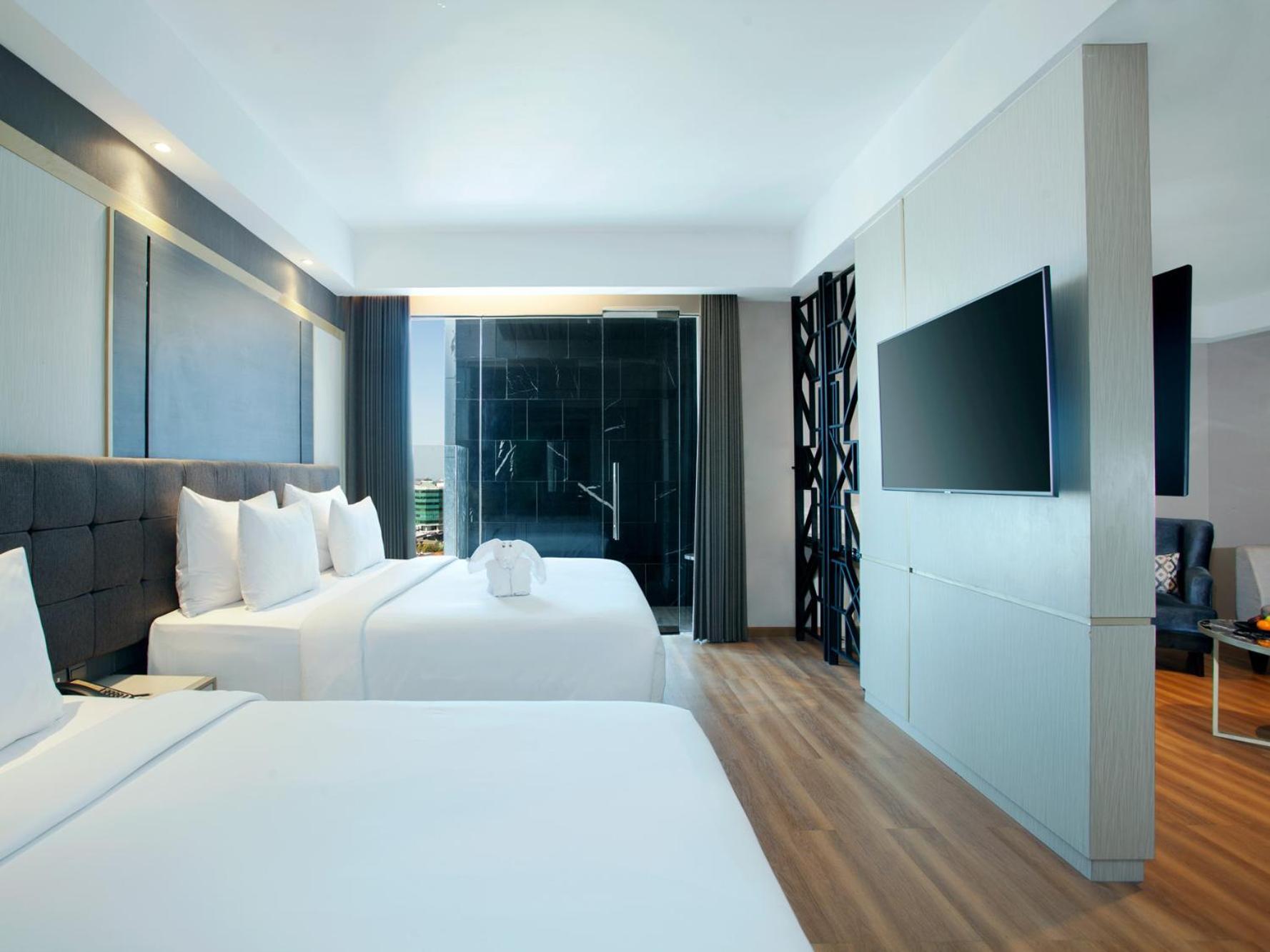 Platinum Hotel Tunjungan Σουραμπάγια Εξωτερικό φωτογραφία