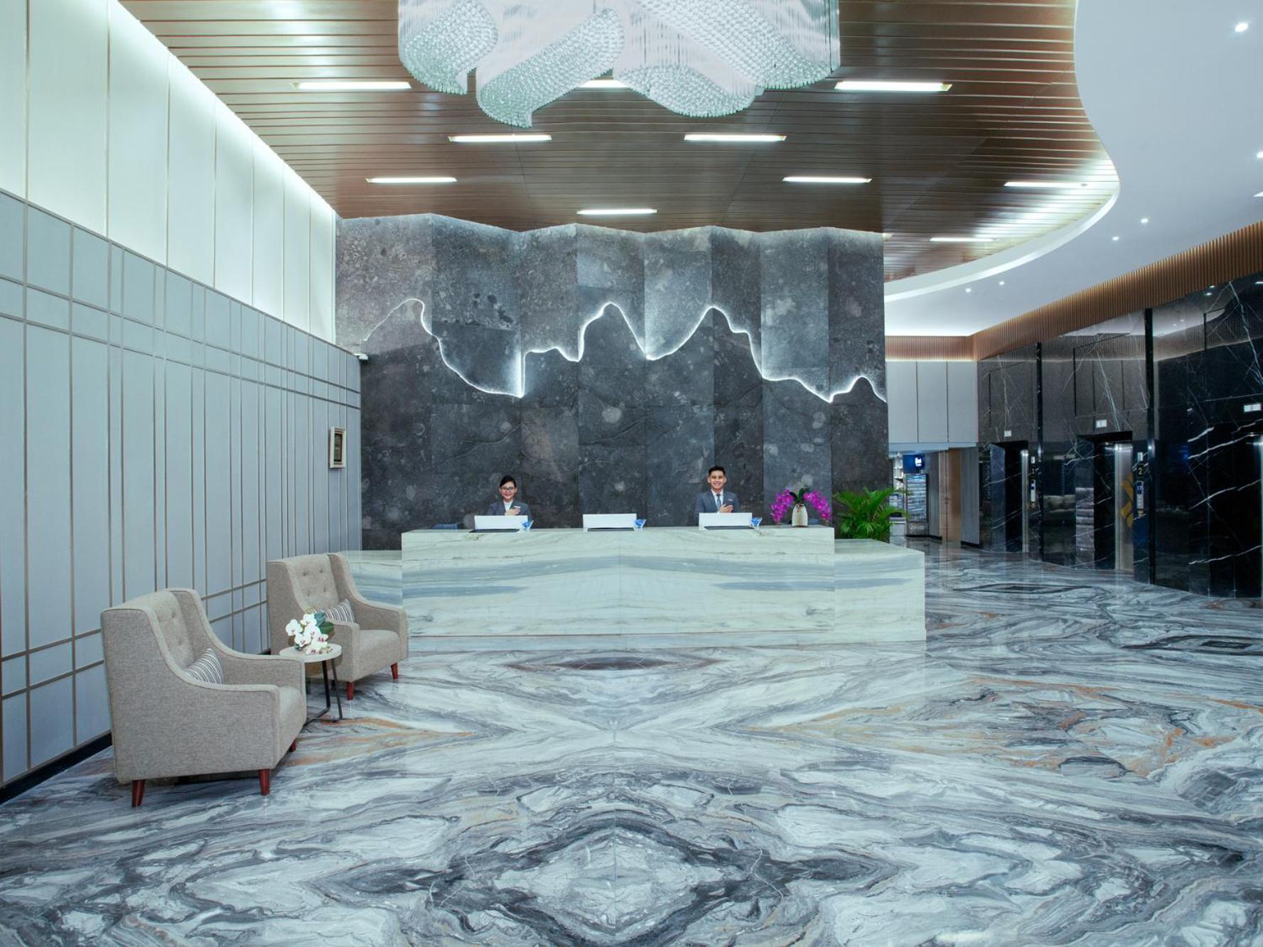Platinum Hotel Tunjungan Σουραμπάγια Εξωτερικό φωτογραφία