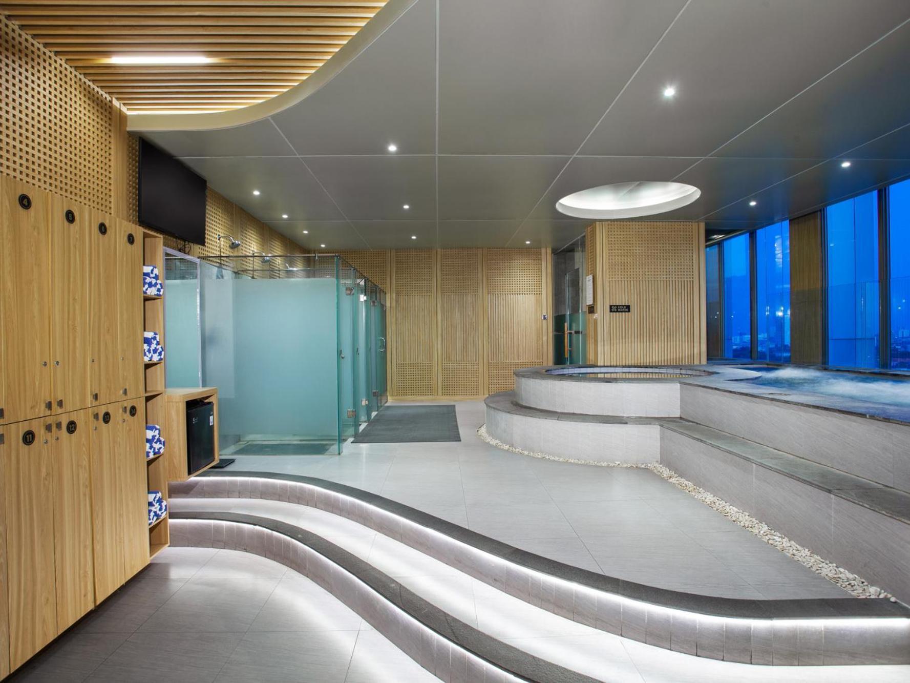 Platinum Hotel Tunjungan Σουραμπάγια Εξωτερικό φωτογραφία