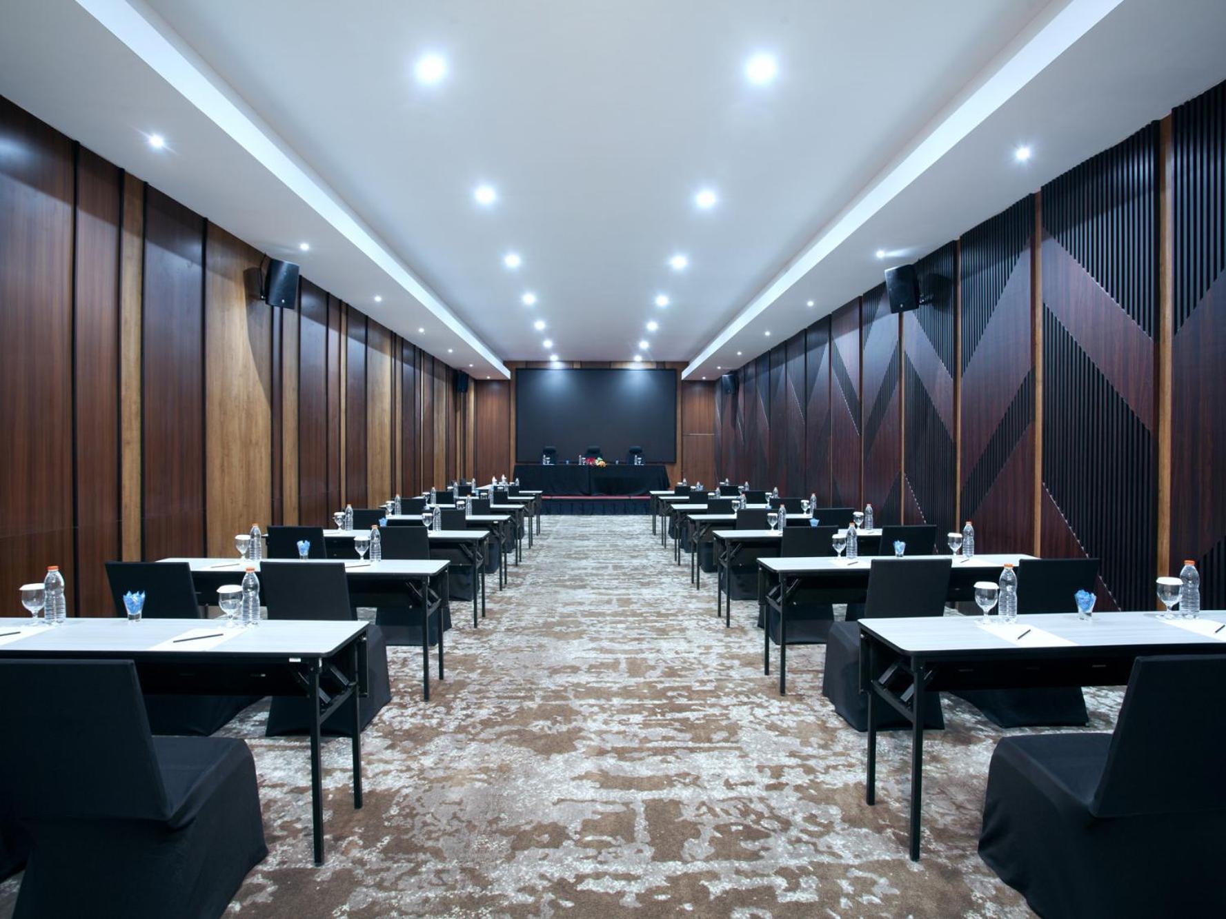 Platinum Hotel Tunjungan Σουραμπάγια Εξωτερικό φωτογραφία